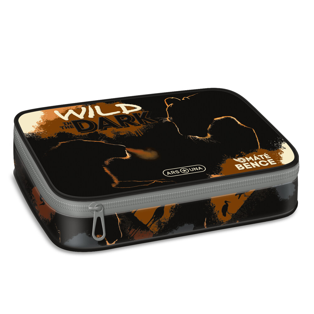 Ученически несесер с един цип на две нива Wild in the dark (5543) 1